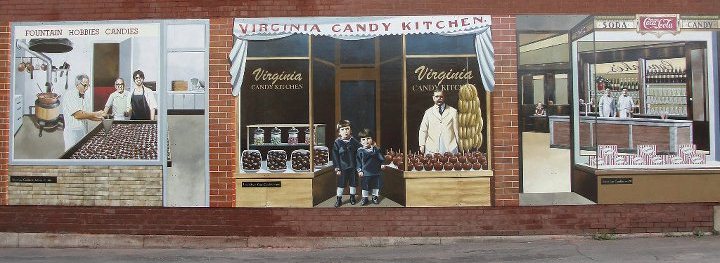 Canelakes Candy Mural